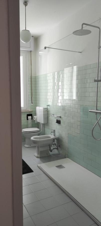 加尔达湖滨Casa Dante公寓 外观 照片