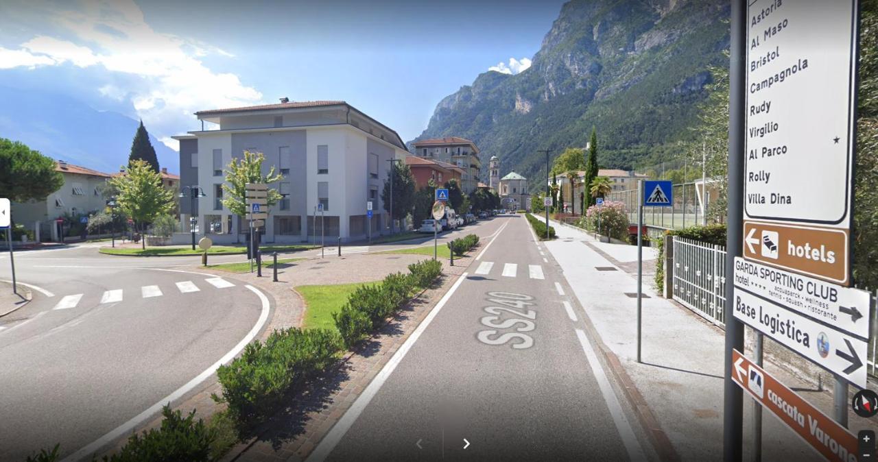 加尔达湖滨Casa Dante公寓 外观 照片